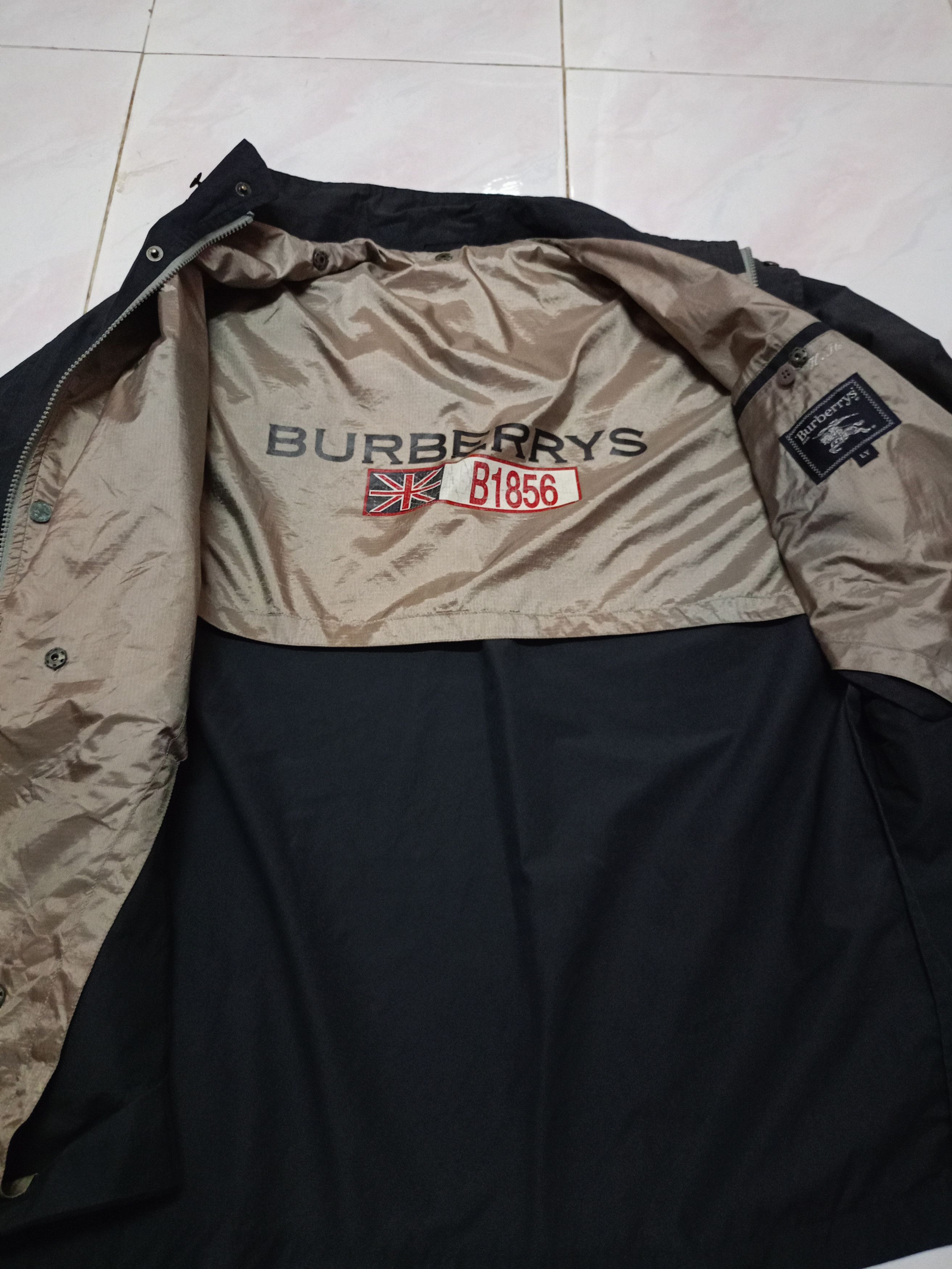 Burberry × Japanese Brand × Vintage Vintage Burberry London X parkas Size US XL / EU 56 / 4 - 7 Thumbnail
