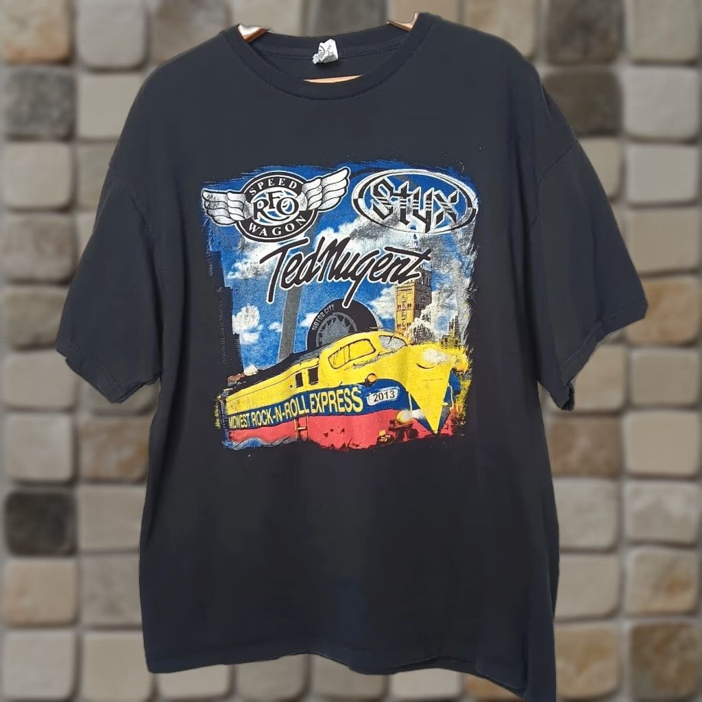 Reo Speedwagon Styx Ted Nugent Tour Shirt 2XL Midwest Rock n Roll Bands 2013