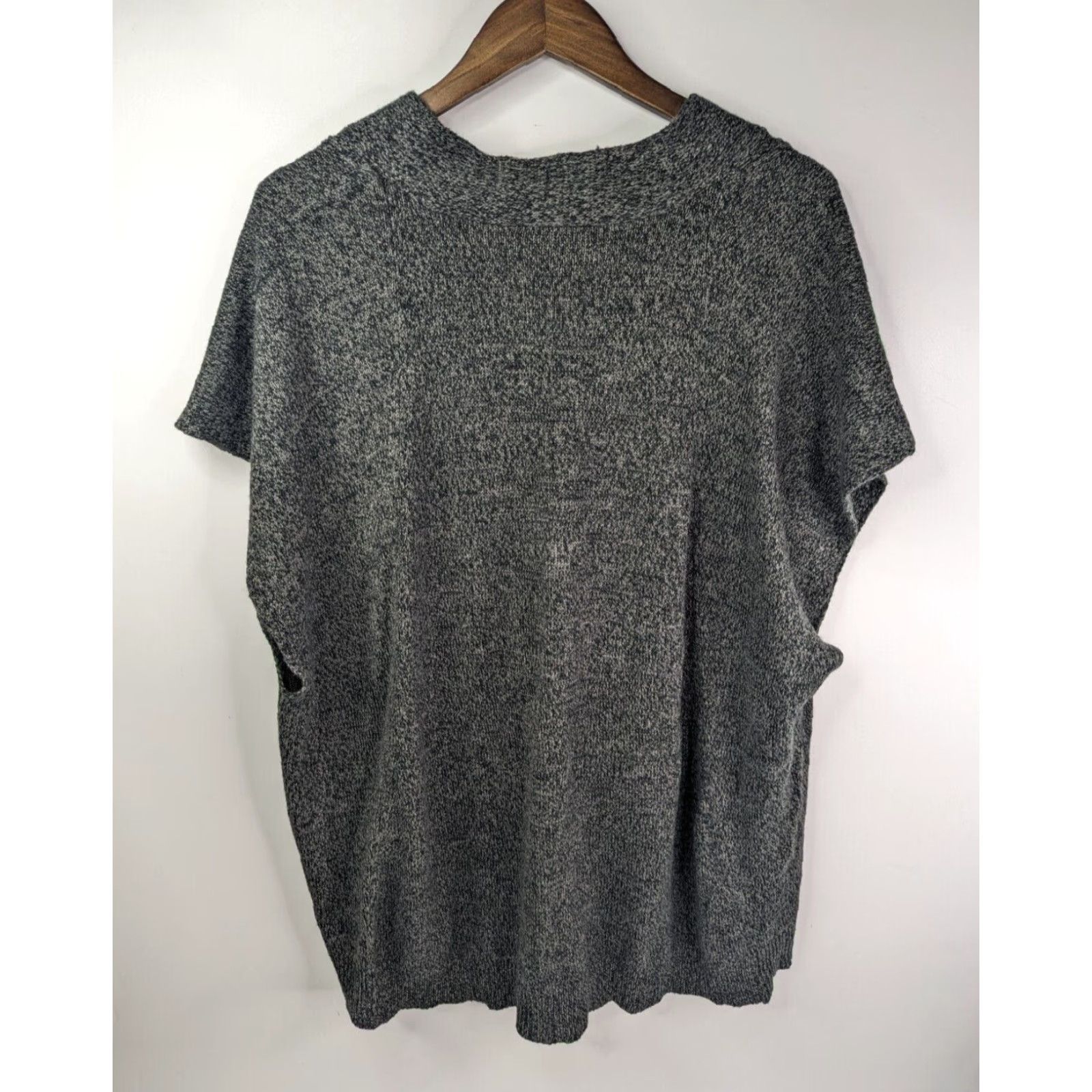 Vintage Catherines Sweater Top 1X Plus Gray Sleeveless Pullover V-Neck Shirt Women Modern Knit Pullover Casual Regular 18/20W Size XL / US 12-14 / IT 48-50 - 3 Thumbnail