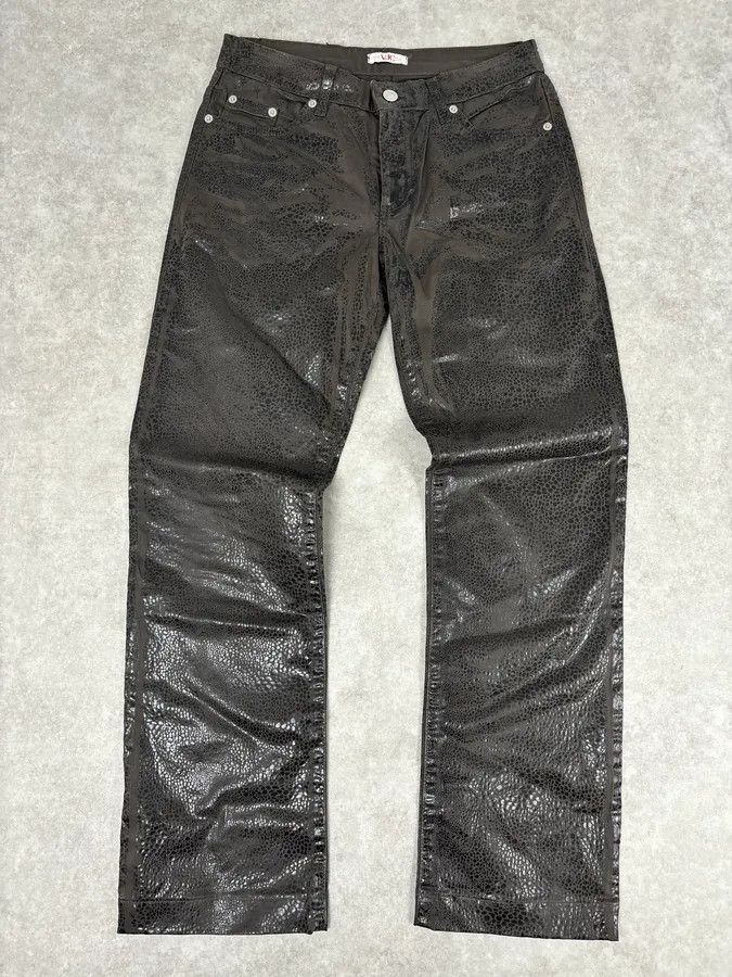 Versace 2000s Versace Leather Reptile Texture Pants Size 26" / US 2 / IT 38 - 1 Thumbnail