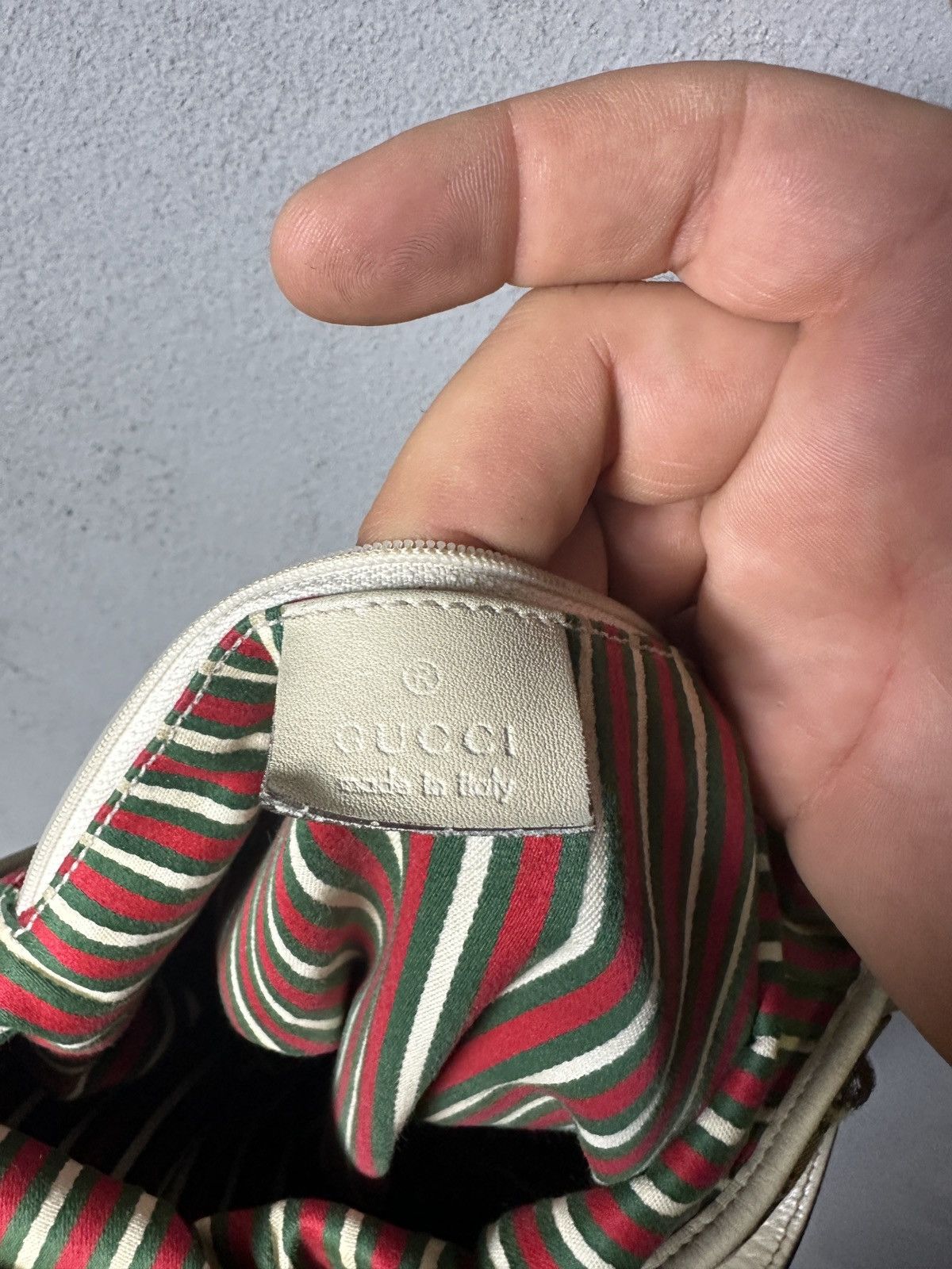 Gucci × Vintage Gucci Britt Shoulder Bag Distressed Size ONE SIZE - 10 Thumbnail
