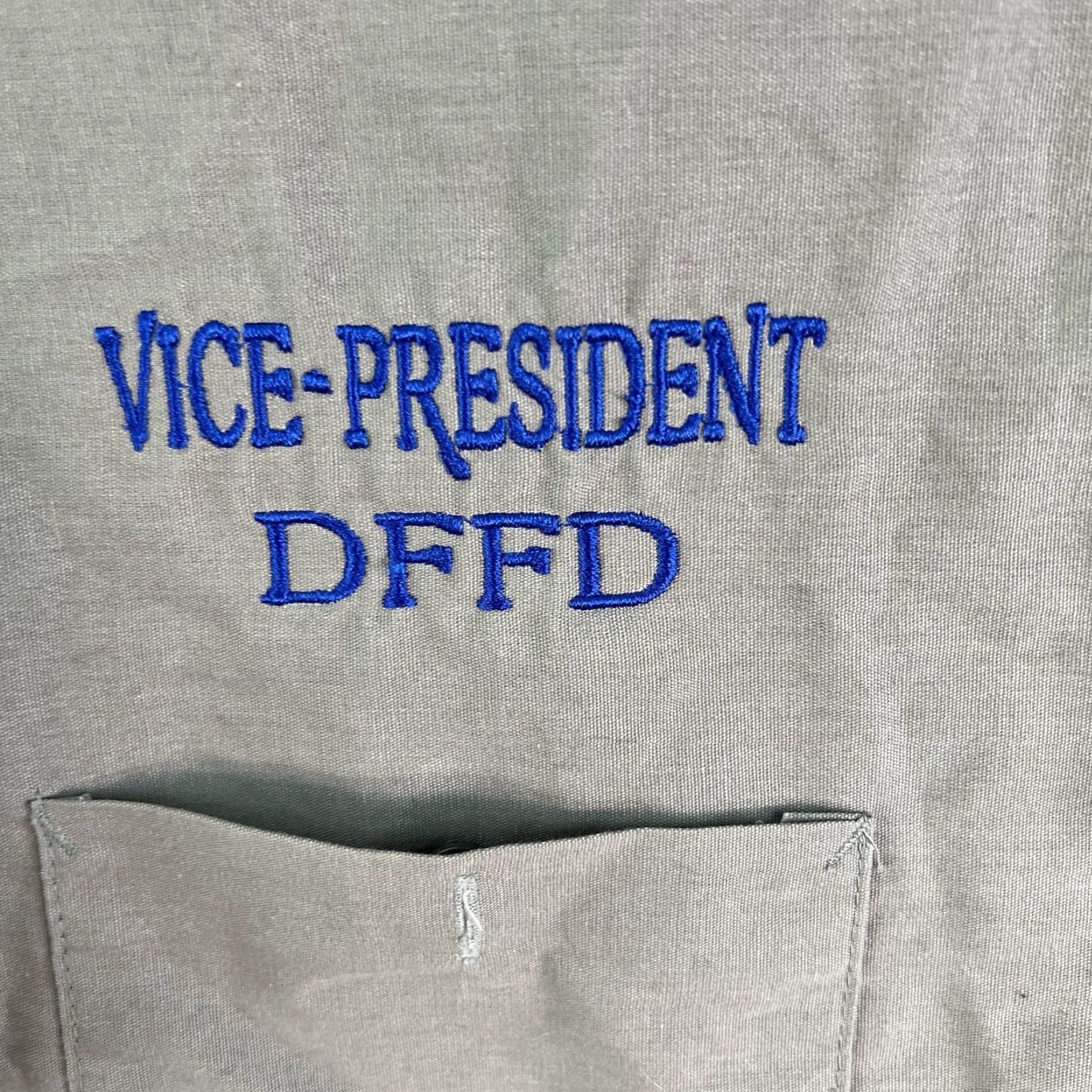 Vintage Domestic Disorder MC/AC Club Brooklyn NY Button-Up Shirt Mens Size 2XL Gray Size US XXL / EU 58 / 5 - 4 Thumbnail