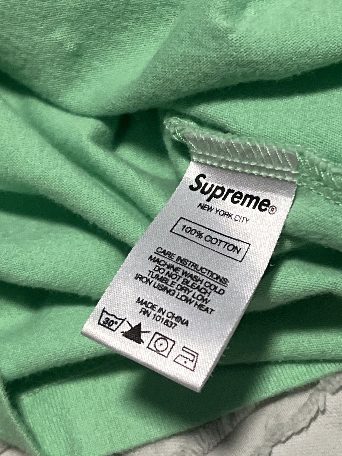Supreme Supreme SS18 Green Tonal Embroidered Tee Size US L / EU 52-54 / 3 - 3 Thumbnail
