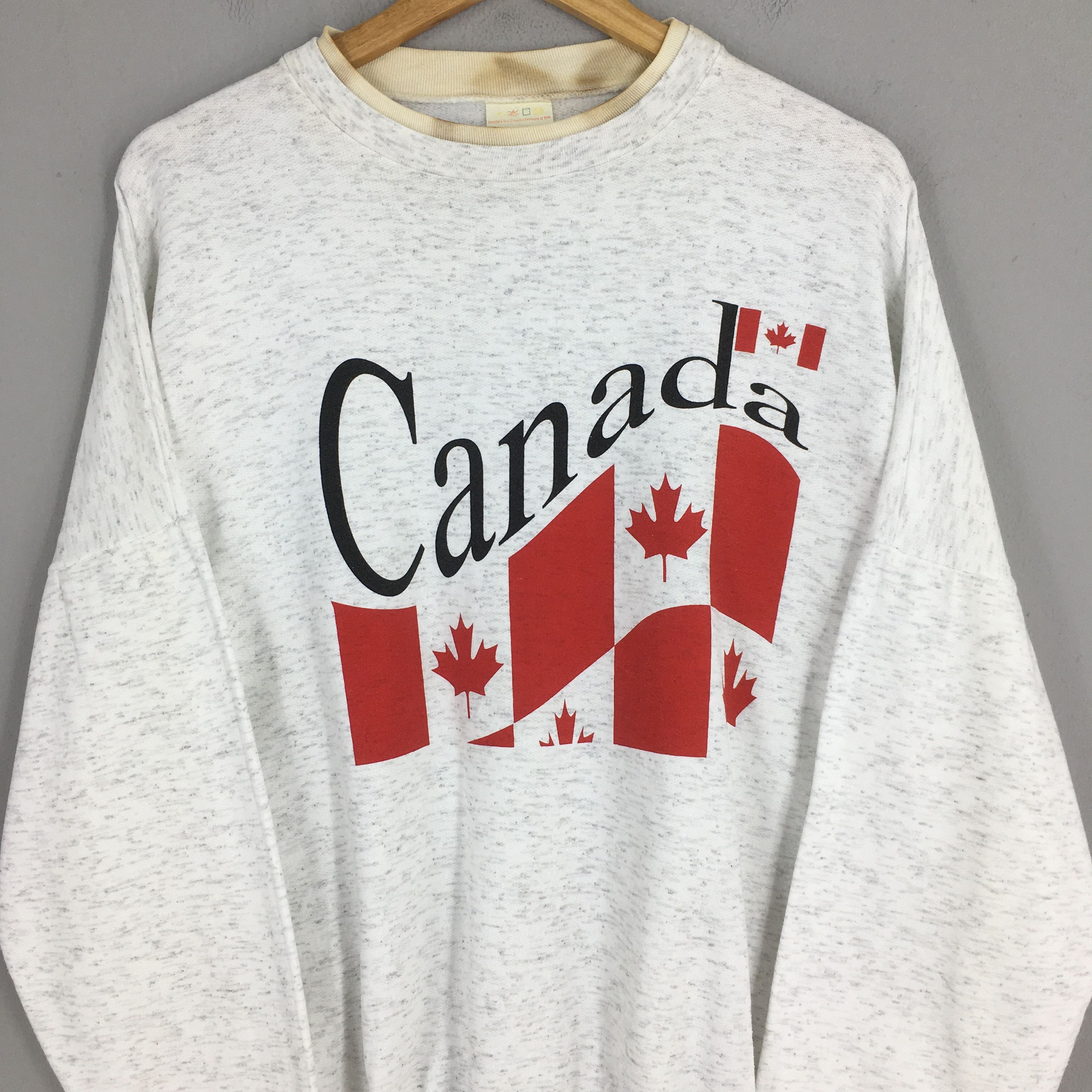 Vintage Vintage National Flag of Canada Gray Sweatshirt 2XLarge Size US XXL / EU 58 / 5 - 2 Thumbnail