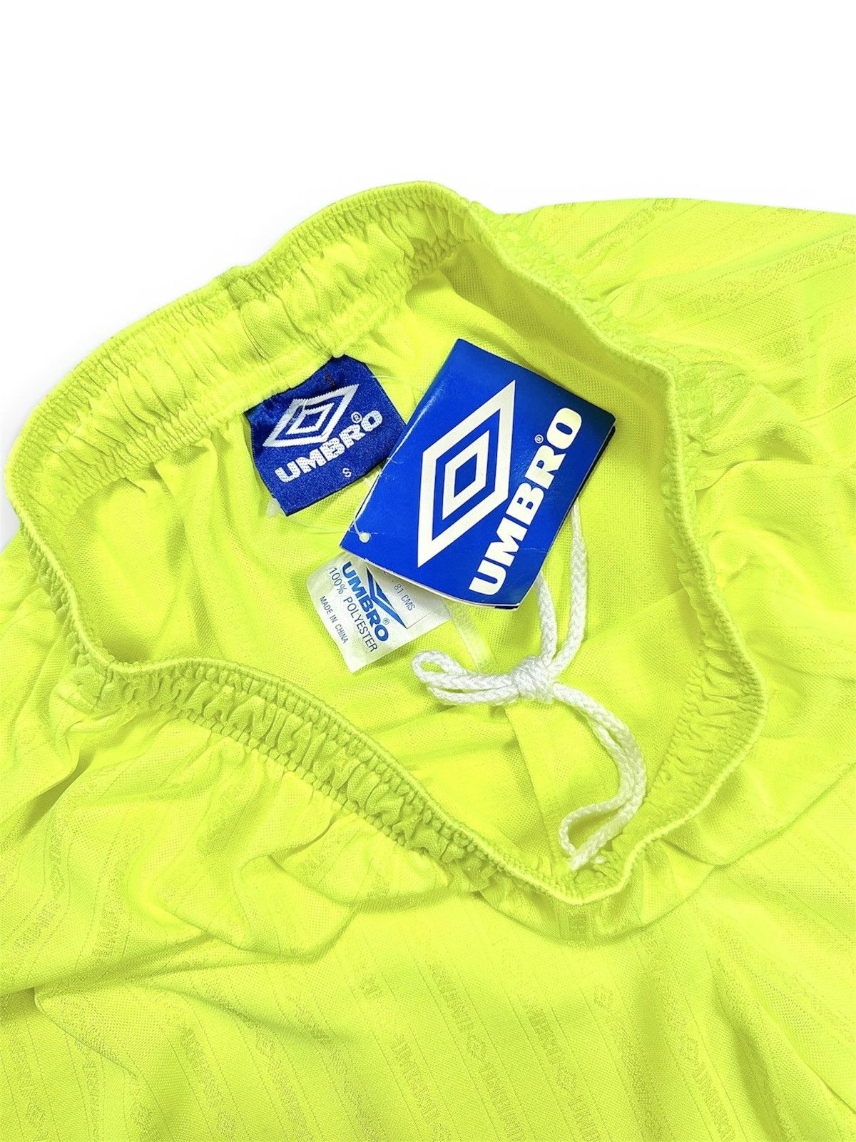 Umbro New! Vintage 90s Umbro Striped Embroidered Neon Shorts Size US 30 / EU 46 - 4 Thumbnail