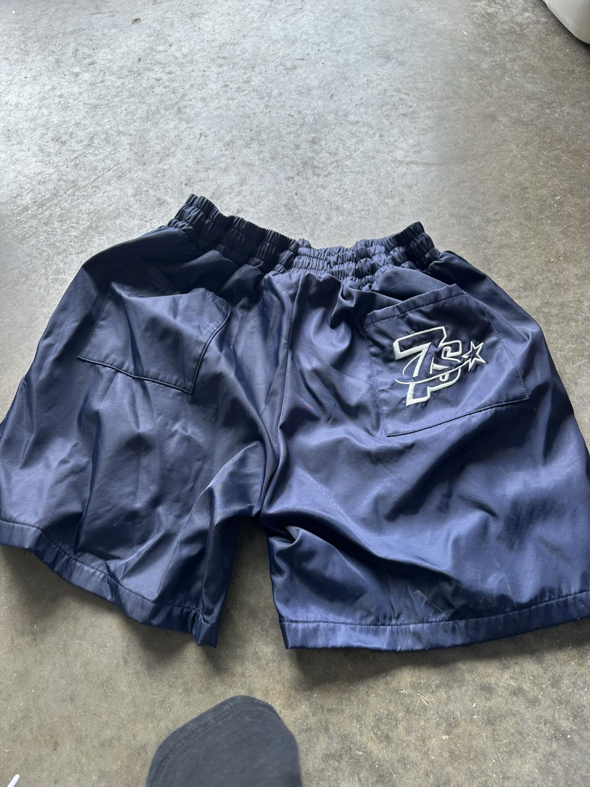 TRIPLE SEVENS Triple Sevens Navy Nylon Button Up Shorts Size US 34 / EU 50 - 2 Thumbnail