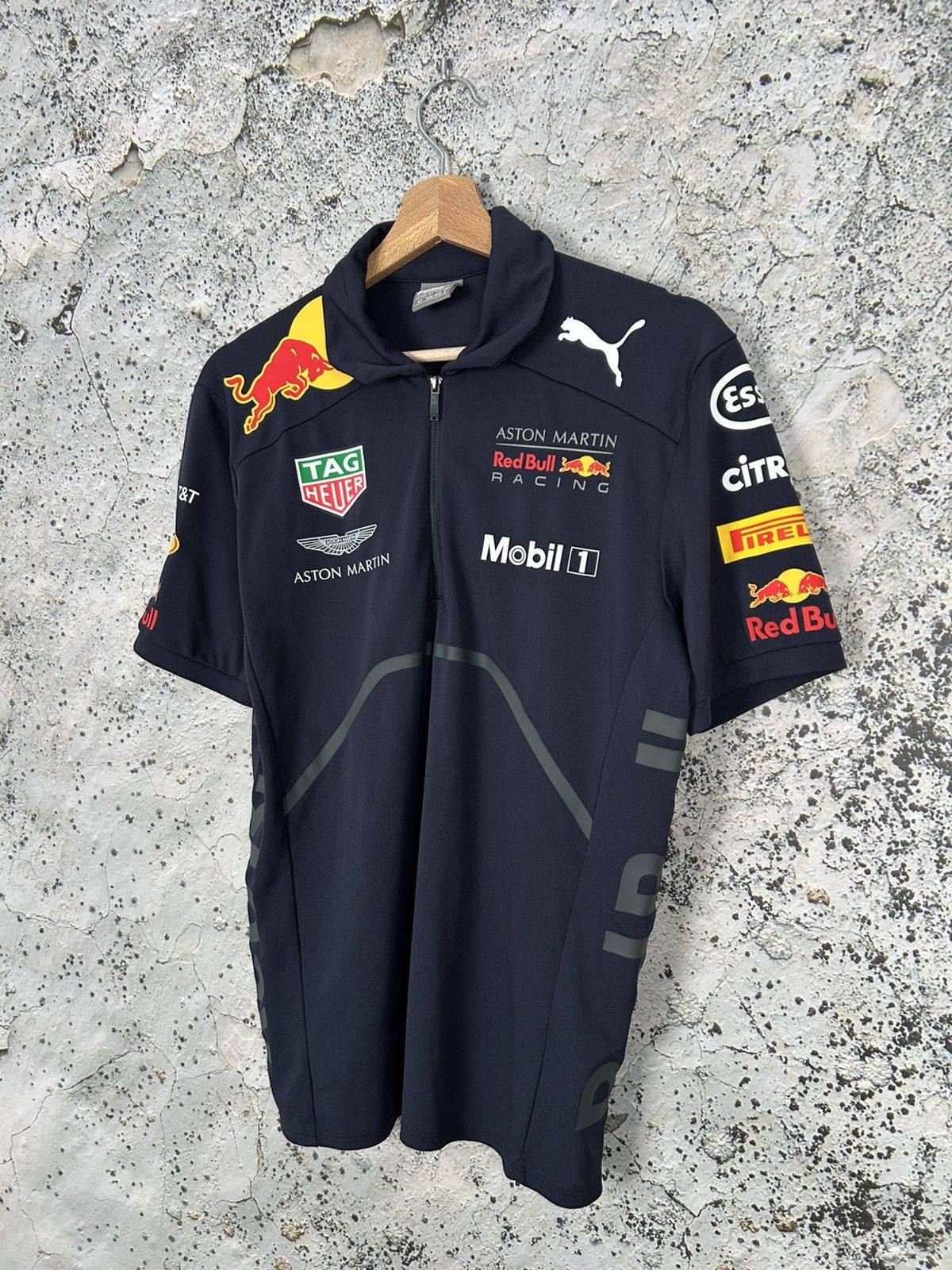 Puma × Red Bull Vintage Puma Red Bull Aston Martin Racing Jersey Streetwear Size US S / EU 44-46 / 1 - 2 Thumbnail