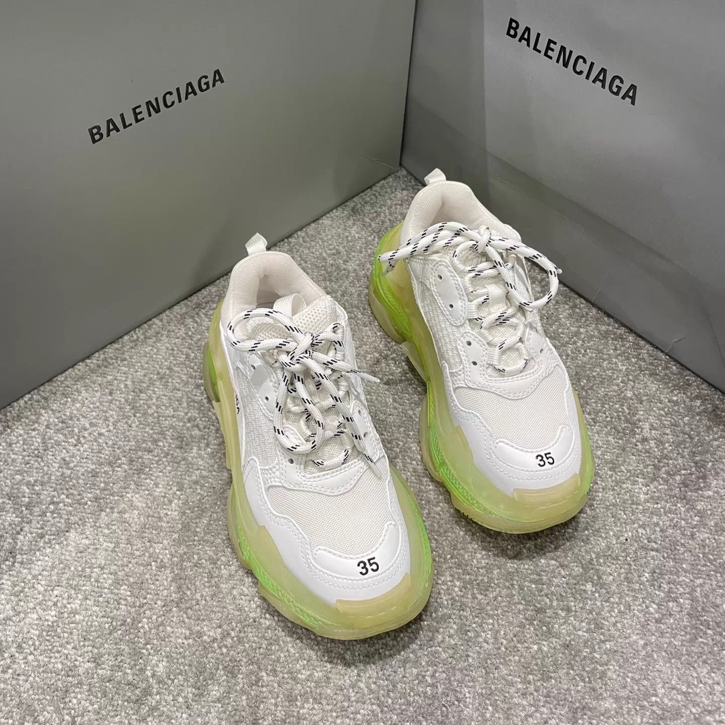 Balenciaga Balenciaga Neon Green Dad Shoes Women's 35 Size US 4.5 / IT 34.5 - 2 Thumbnail