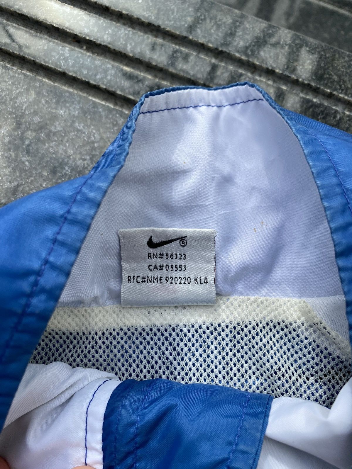 Nike × Vintage 90’s NIKE COURT RARE SWOOSH LOGO RETRO OVERSIZED JACKET Size US L / EU 52-54 / 3 - 8 Thumbnail