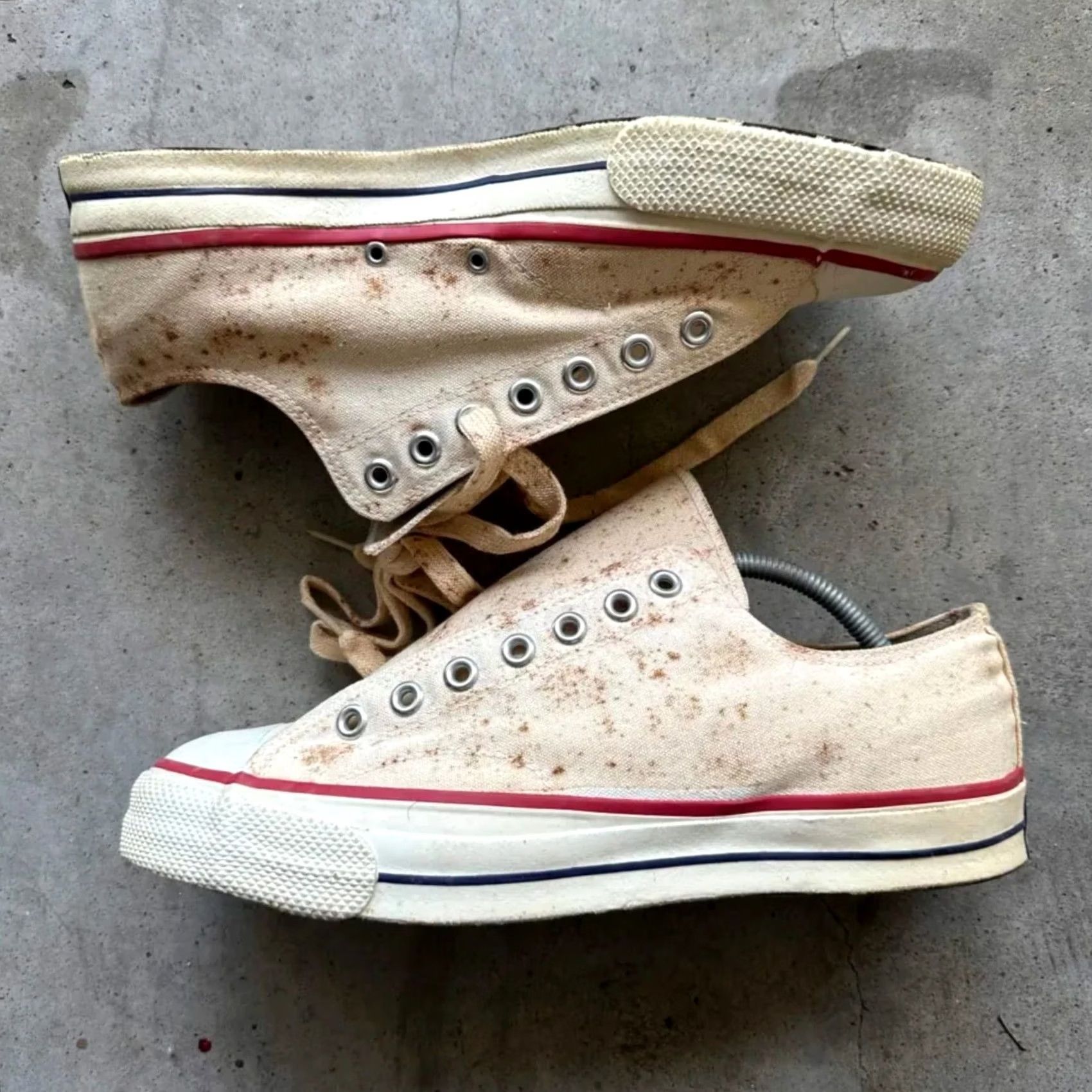 Bata VINTAGE Bata Bullets Converse Copies Sneakers Size 10.5 NOS Men White 60s Size US 11 / EU 44 - 3 Thumbnail