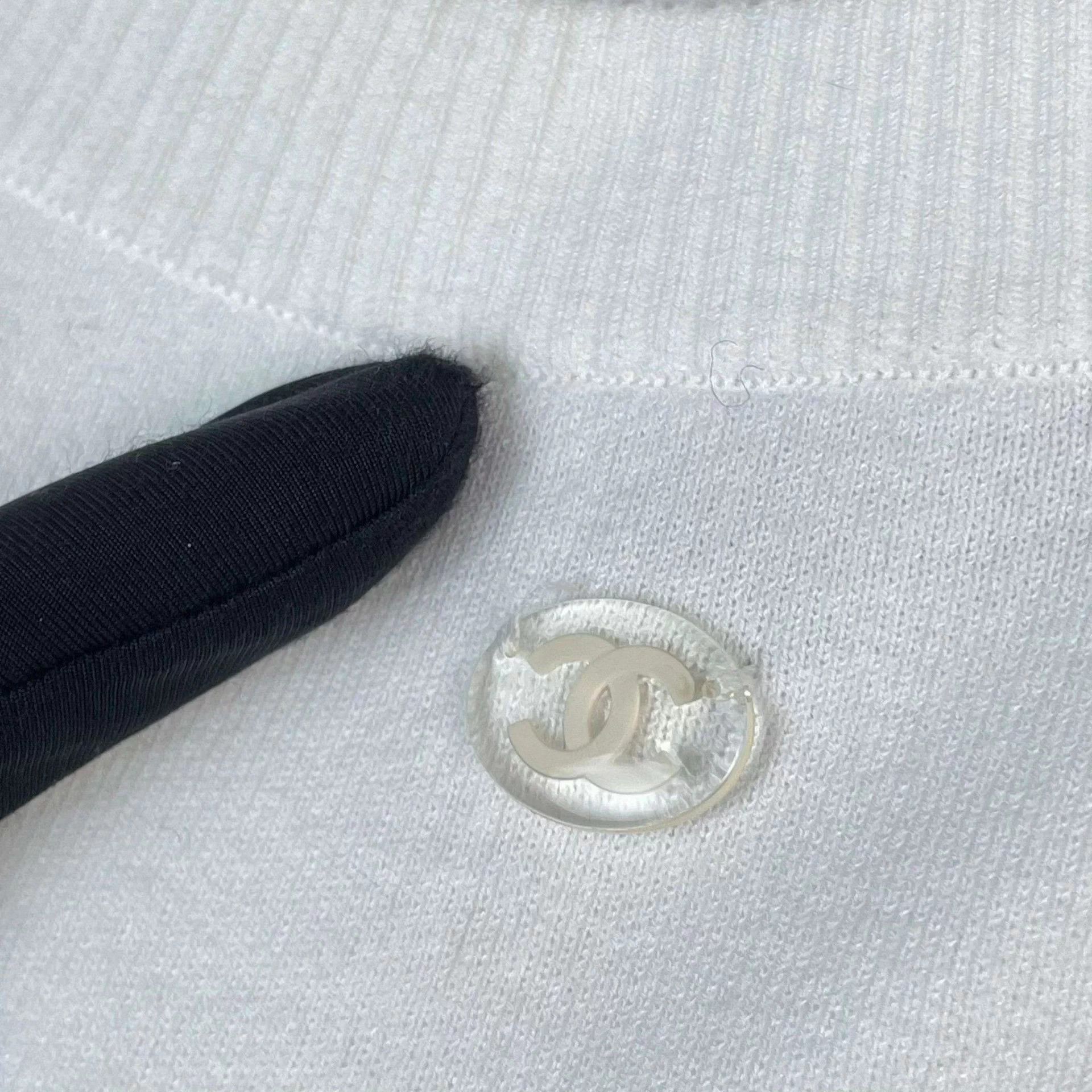 Chanel Chanel 95 New 3D Water Drop White SS Top 34 Size XS / US 0-2 / IT 36-38 - 4 Thumbnail