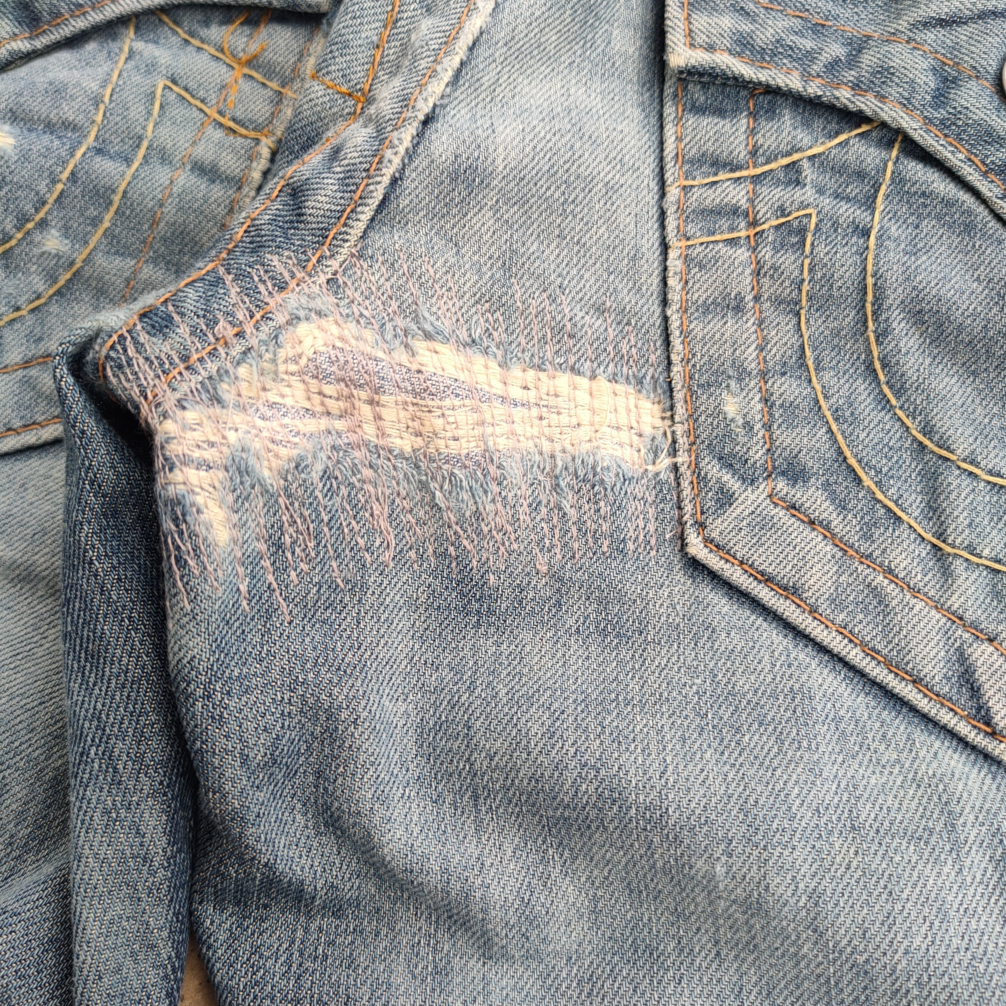 True Religion TRUE RELIGION FLARE RIPPED JEANS DENIM PANTS Size US 29 - 12 Thumbnail