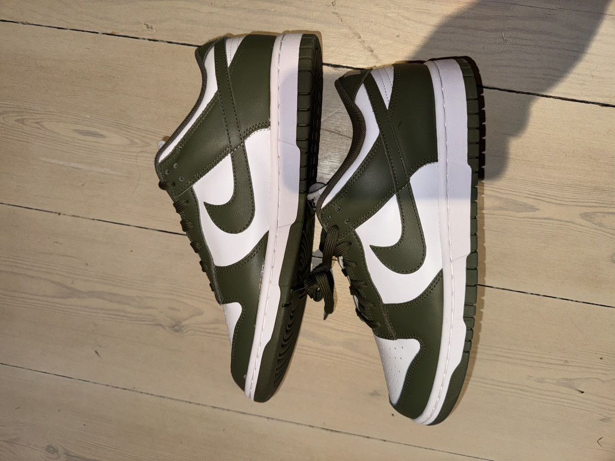 Nike Women’s Nike dunk low medium olive Size US 10 / IT 40 - 7 Thumbnail
