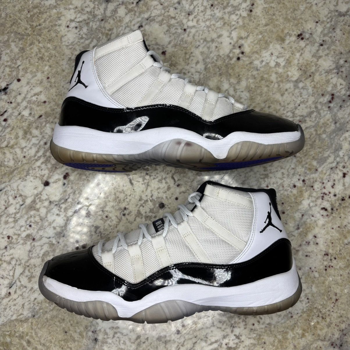 Jordan Brand Sizs 8.5 - Jordan 11 high concord 2011 OG All Worn Size US 8.5 / EU 41-42 - 2 Thumbnail