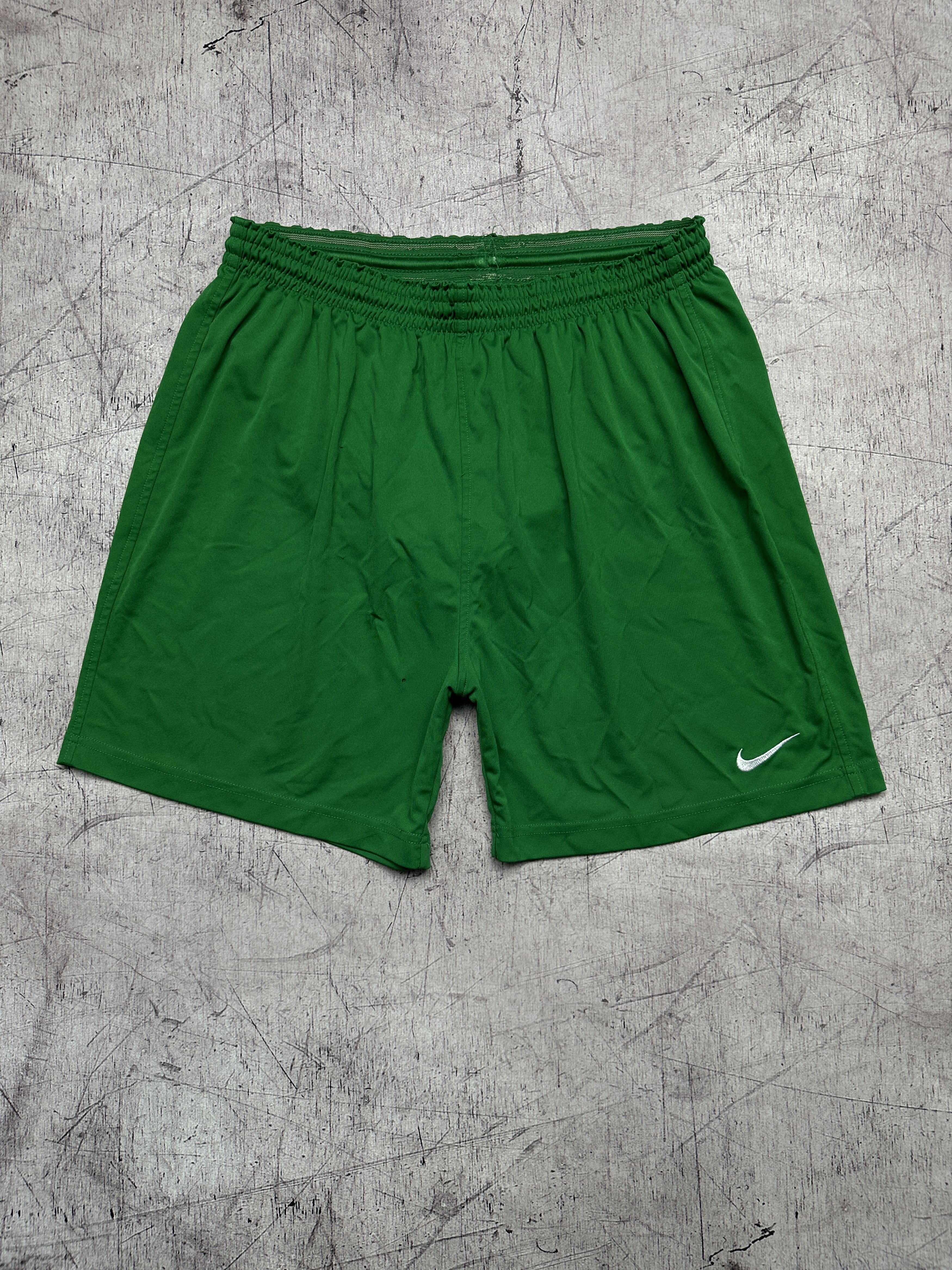 Nike Nike Dri Fit Vintage Mens Shorts Size US 34 / EU 50 - 1 Thumbnail
