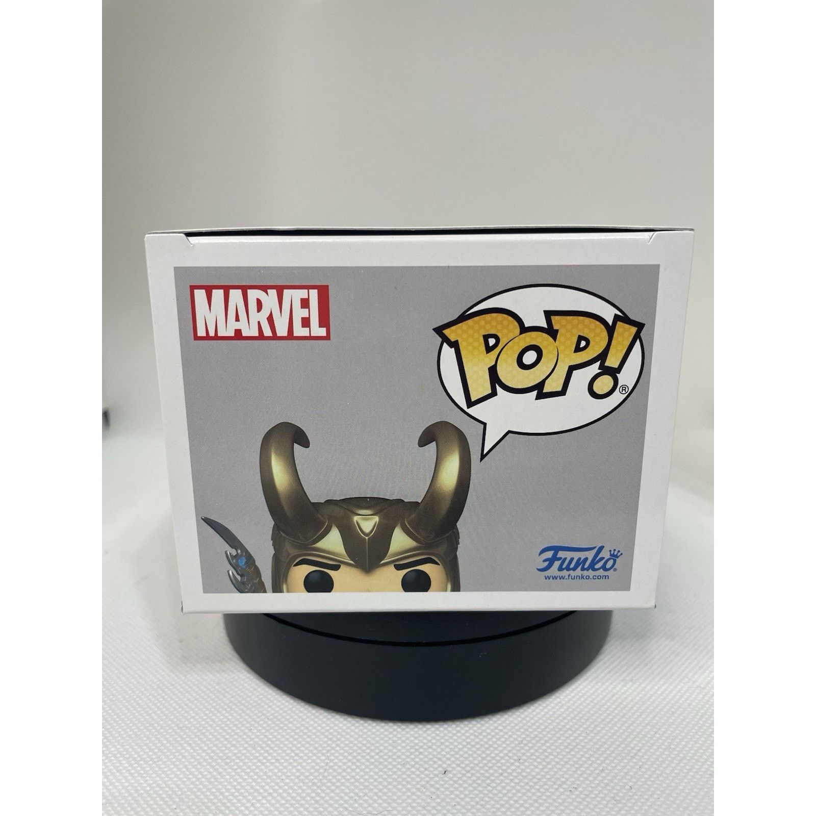 Marvel Comics Funko Pop! Loki W Scepter Entertainment Earth Exclusive #985 Size ONE SIZE - 13 Thumbnail
