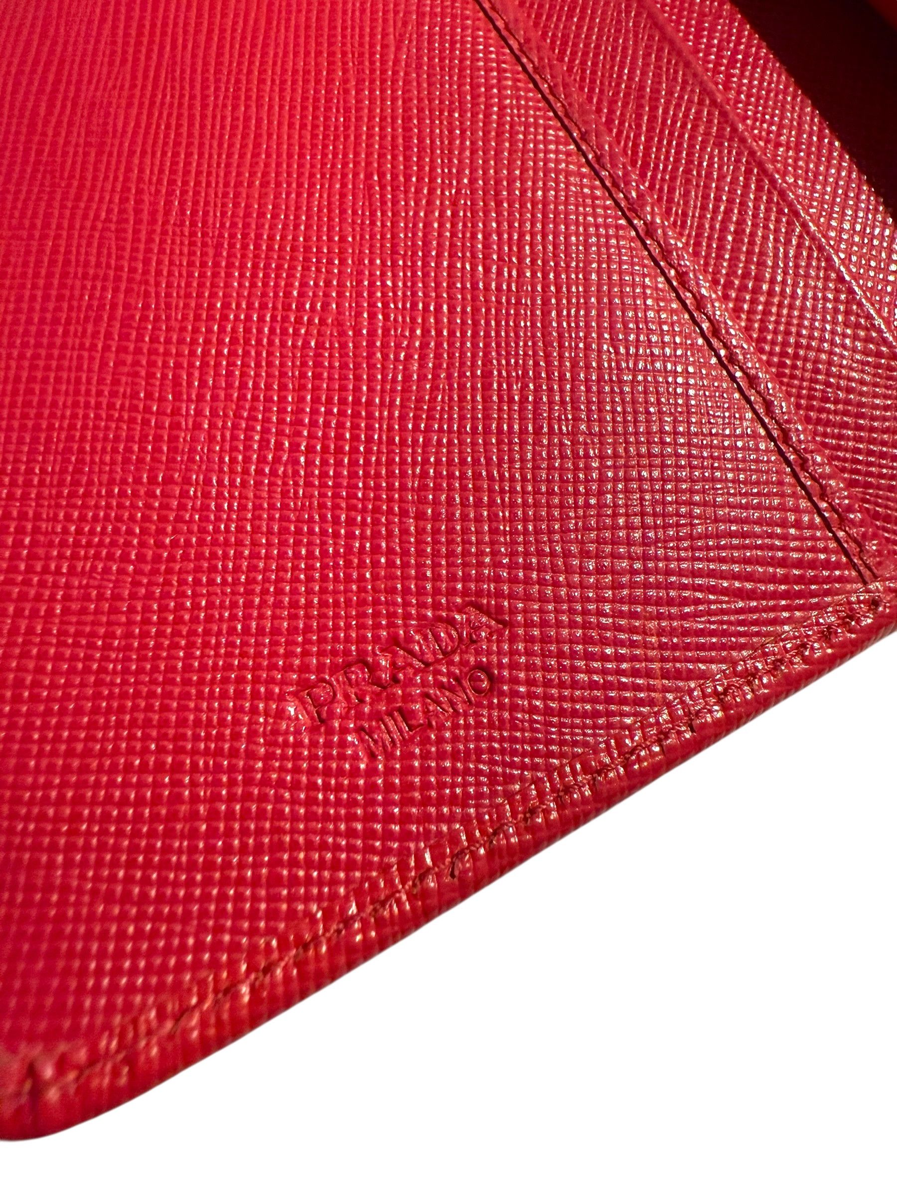 Prada Vintage Prada Saffiano Compact Wallet Size ONE SIZE - 7 Thumbnail
