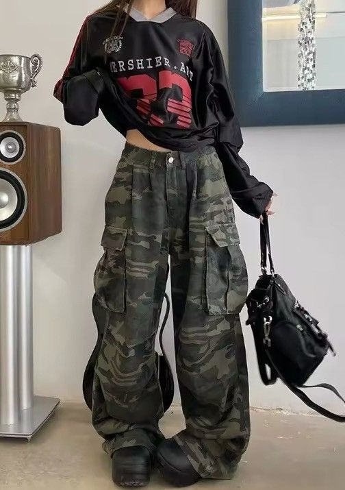 Japanese Brand Camo Cargo Pant Size 34" / US 12 / IT 48 - 12 Thumbnail