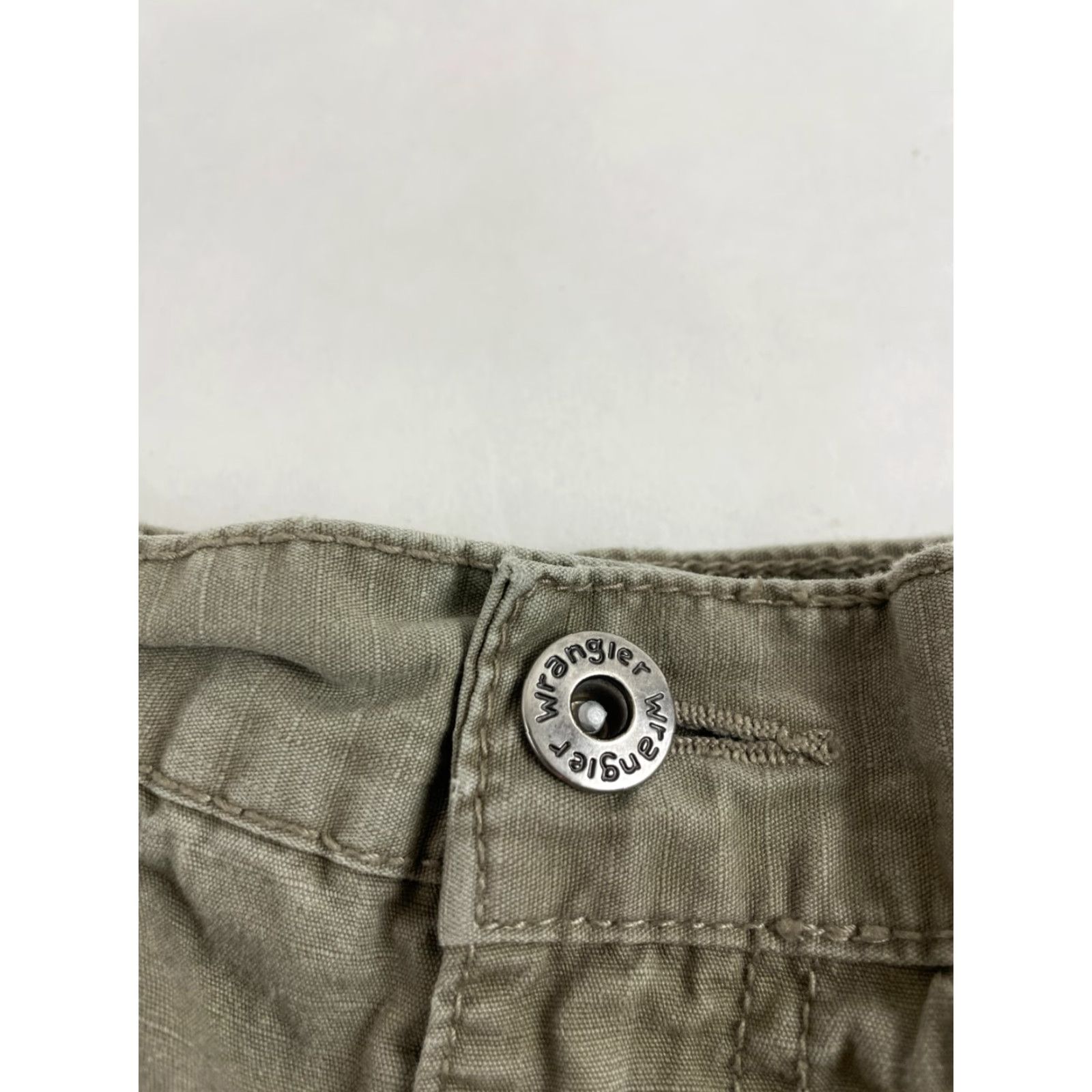 Wrangler Wrangler Pants Mens 38x32 Cargo Pockets Straight Brown Tan Casual Workwear Modern Cargo Pocket Mens Regular Size 38x32 Size US 38 / EU 54 - 4 Thumbnail