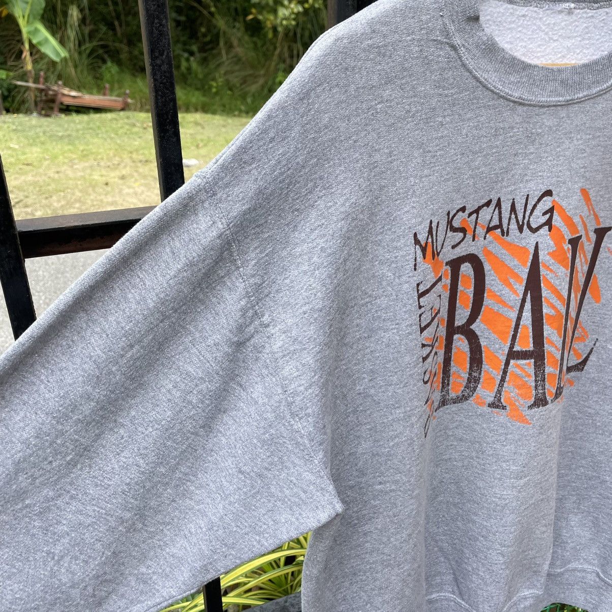 Vintage 🔥Vintage 90s Mustang Basket Ball Big Spellout Sweatshirts Size US M / EU 48-50 / 2 - 7 Thumbnail