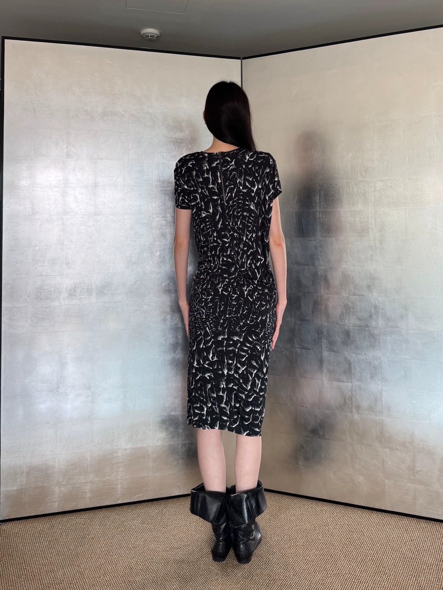 Helmut Lang Helmut Lang Vintage Printed Elastic Knot Slit Dress S Size S / US 4 / IT 40 - 7 Thumbnail