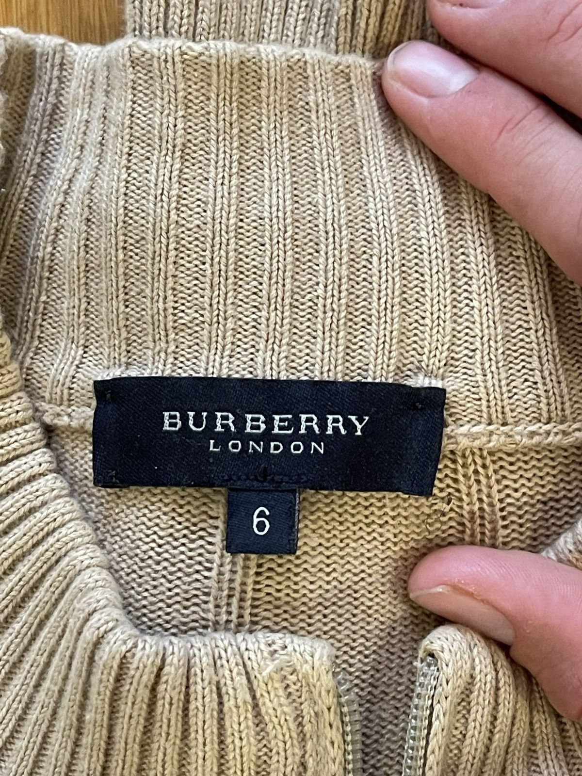 Burberry Burberry London Beige Ribbed Zip-Up Sweater - Size 6 Size US L / EU 52-54 / 3 - 2 Thumbnail