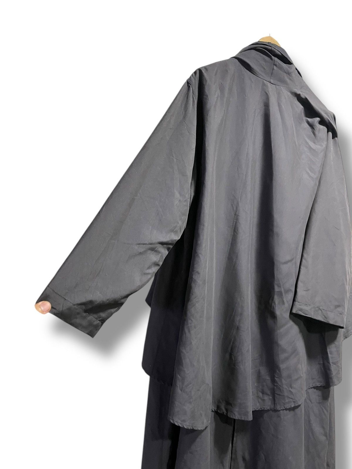 Japanese Brand × Vintage Vintage Laura Caponi Buttoned Trench Coat (68) Size US M / EU 48-50 / 2 - 5 Thumbnail