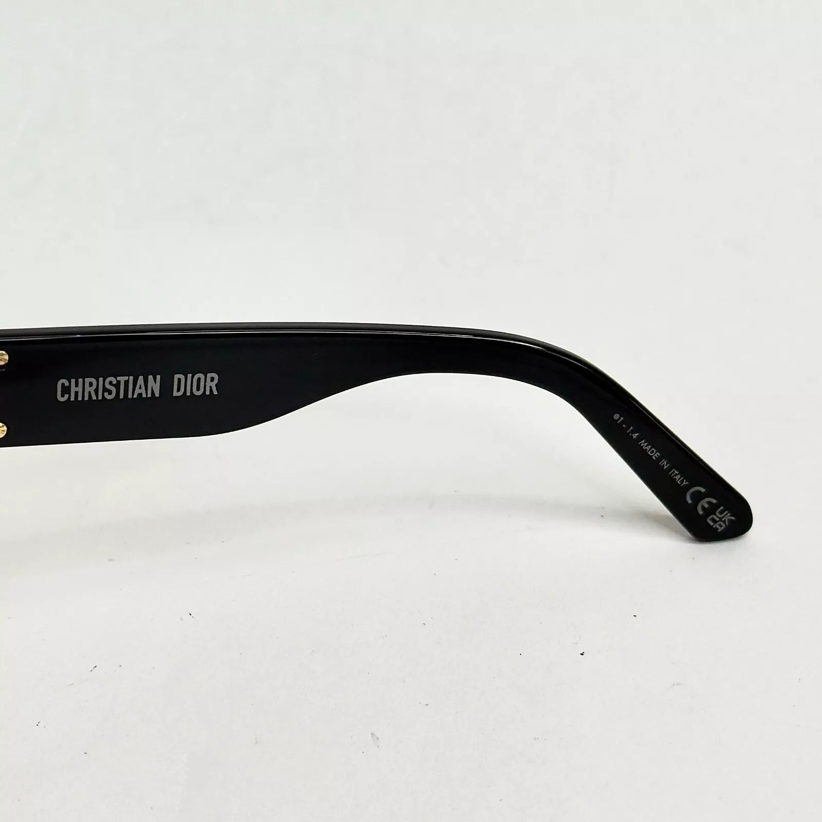 Christian Dior Monsieur CHRISTIAN DIOR MONTAIGNE 30Montaigne S8U Sunglass CD40127U Size ONE SIZE - 5 Thumbnail