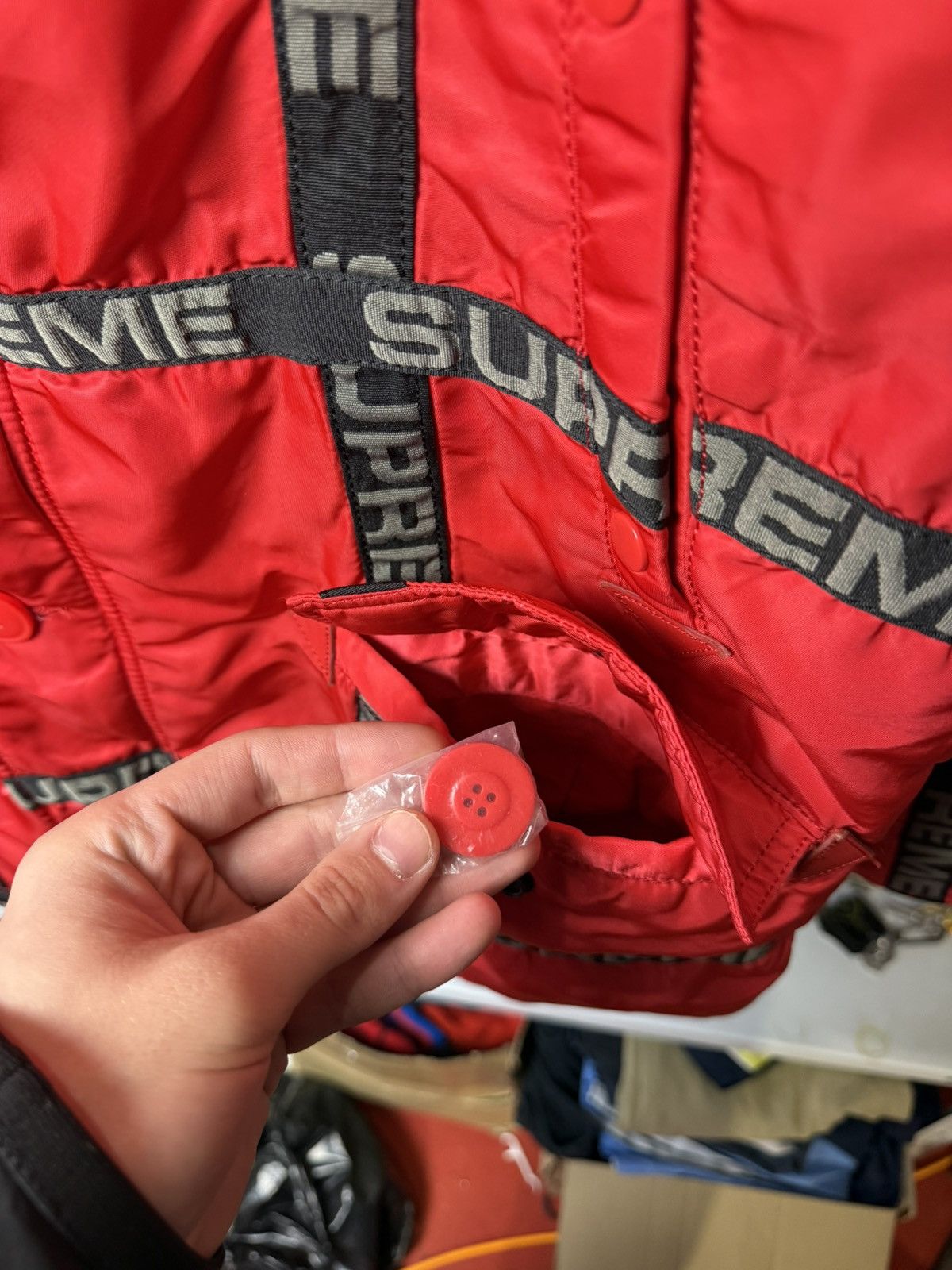 Supreme 2018 Supreme Logo Tape N-3B Parka Jacket Size US M / EU 48-50 / 2 - 9 Thumbnail