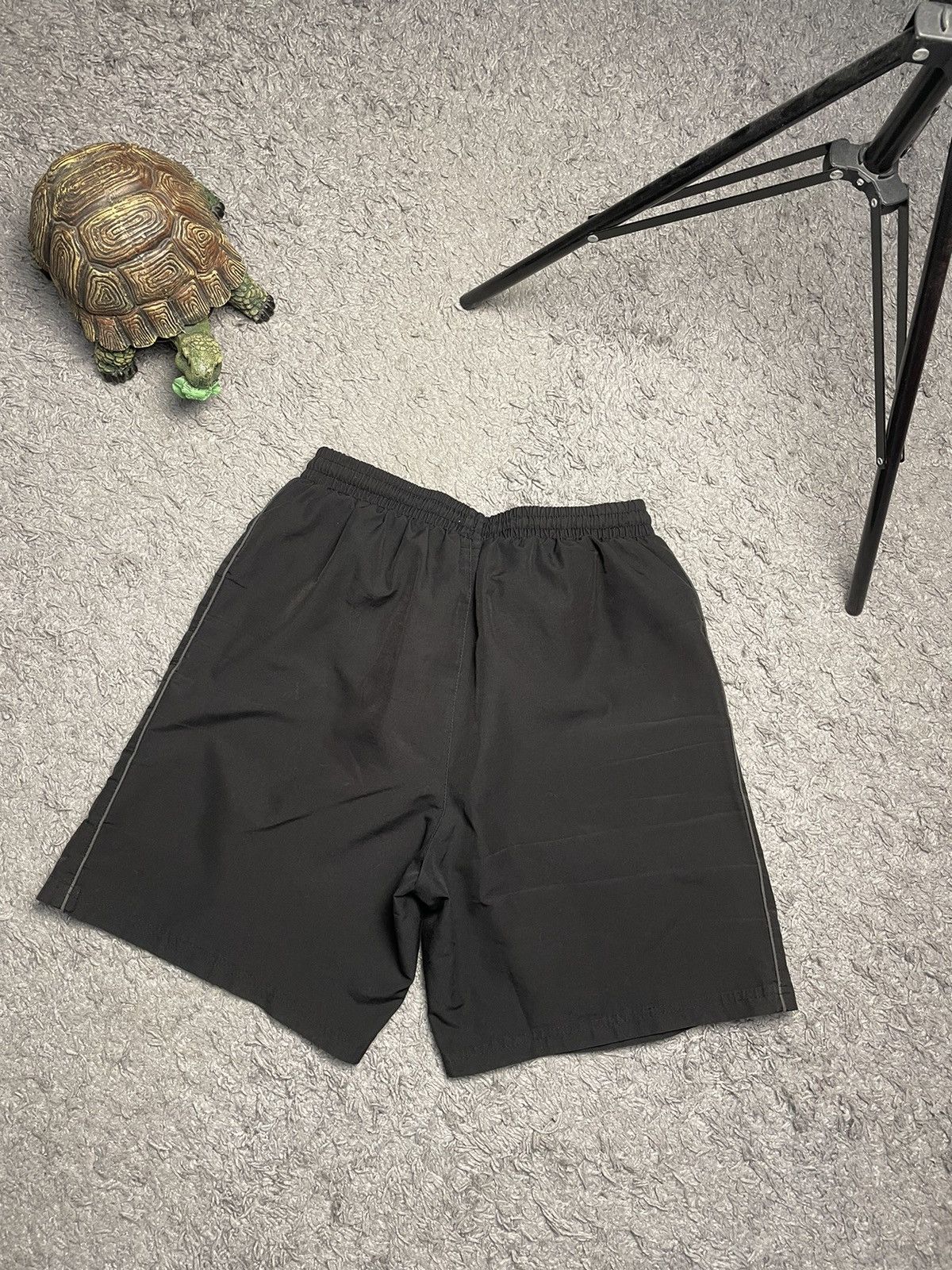 Umbro Vintage Umbro Shorts Size M Size US 32 / EU 48 - 6 Thumbnail