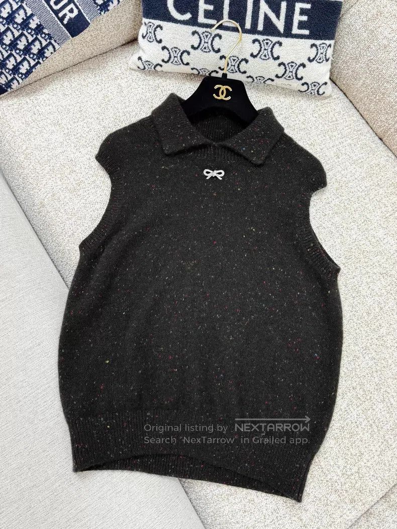 Chanel Chanel 25N Coco neige ski series dark coffee color dot dou Size XS / US 0-2 / IT 36-38 - 1 Thumbnail
