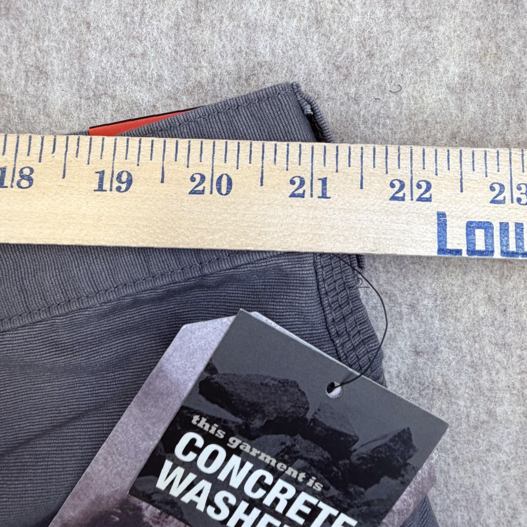 Vintage Wolverine Shorts Mens 42 Gray Concrete Washed Cotton Work Utility Casual Chino Pocketed Regular Front Mens Size US 42 / EU 58 - 6 Thumbnail