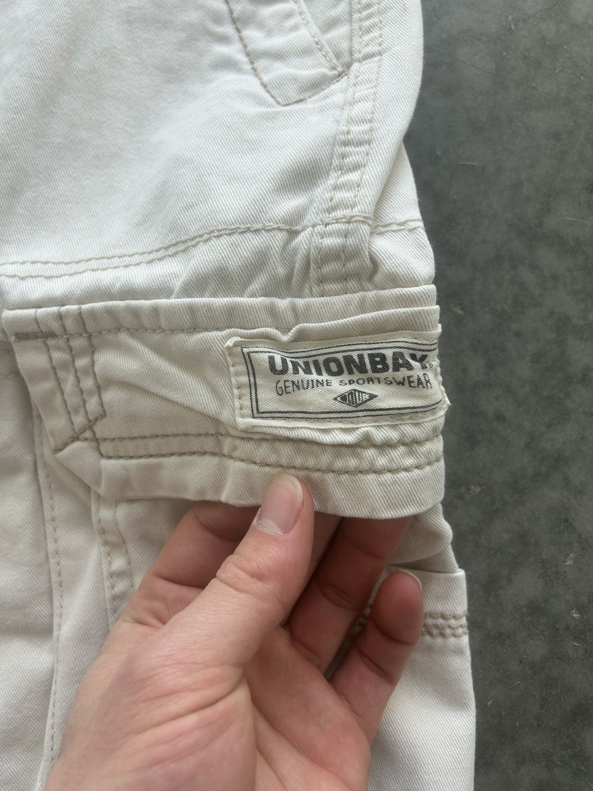 UNIONBAY × Vintage Vintage Y2K Unionbay Cargo Shorts Skater Style Size US 36 / EU 52 - 2 Thumbnail
