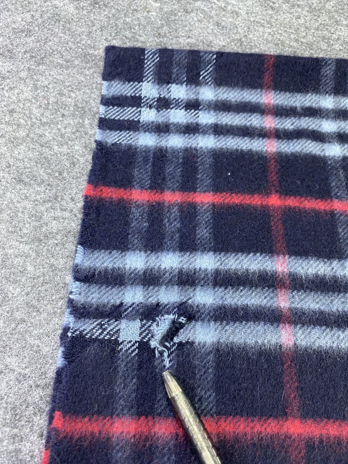 Burberry × Vintage VINTAGE BURBERRY Scarf / Muffler / Neckwear -T659 Size ONE SIZE - 5 Thumbnail