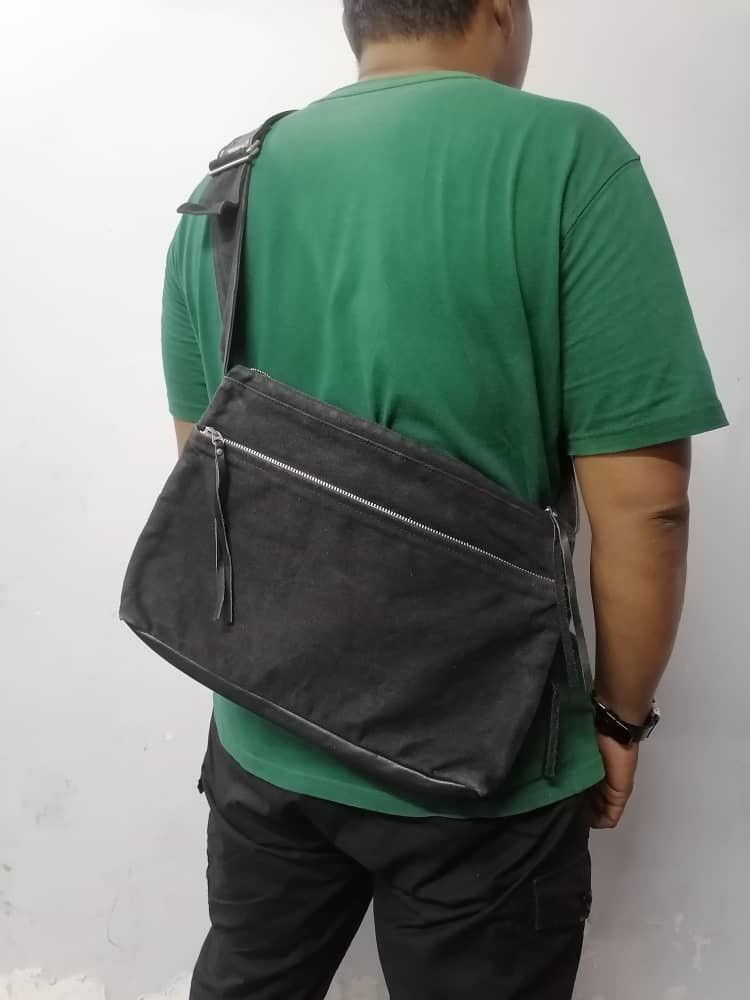 Yohji Yamamoto Y’S YOHJI YAMAMOTO LEATHER SLING BAG/CROSS BODY MAN Size ONE SIZE - 13 Thumbnail