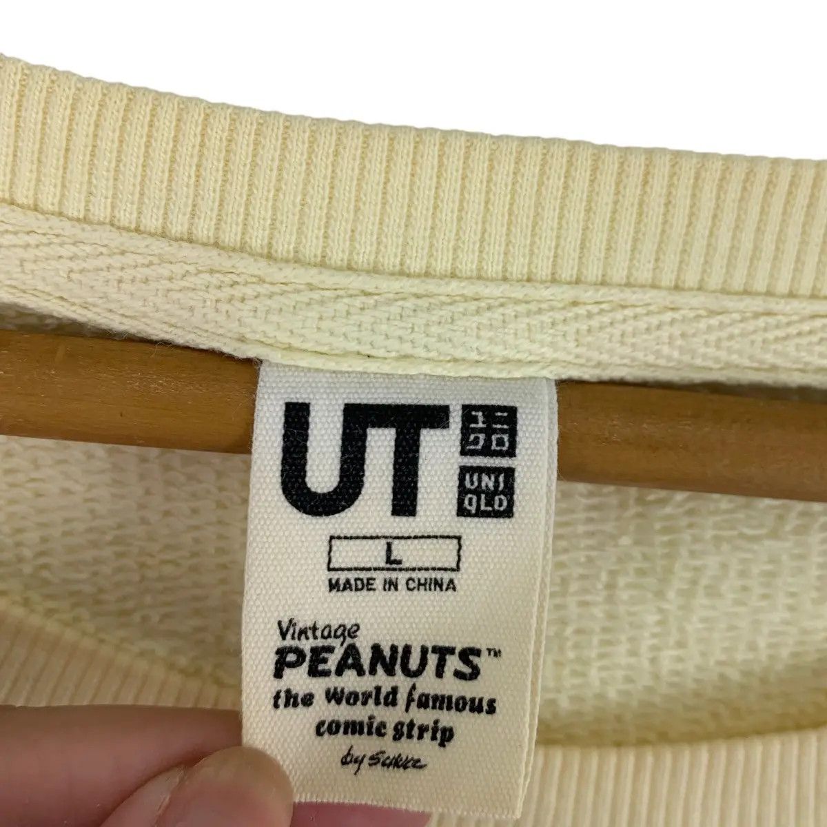 Peanuts Vintage UT x PEANUTS CHARLIE BROWNS Cartoon Print Yellow Size US L / EU 52-54 / 3 - 7 Thumbnail