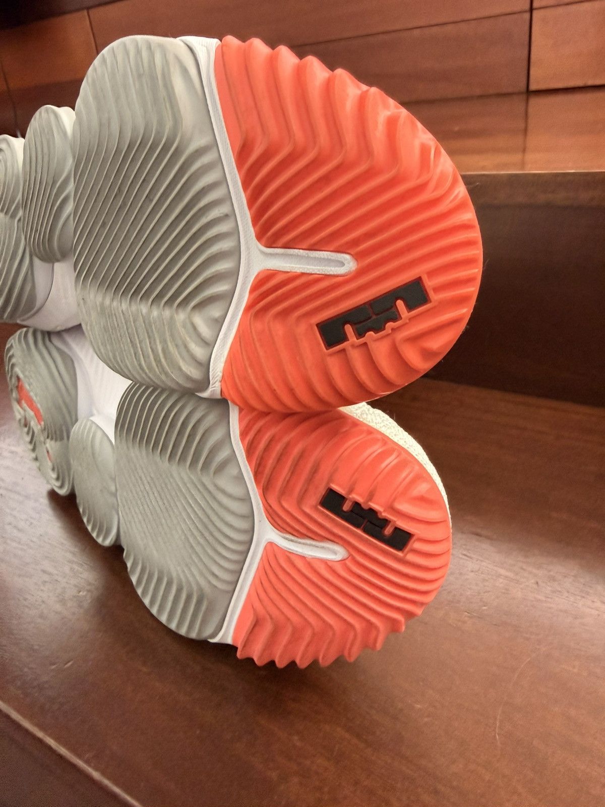 Nike Nike LeBron 16 “Hot Lava” Agassi Size US 9.5 / EU 42-43 - 8 Thumbnail