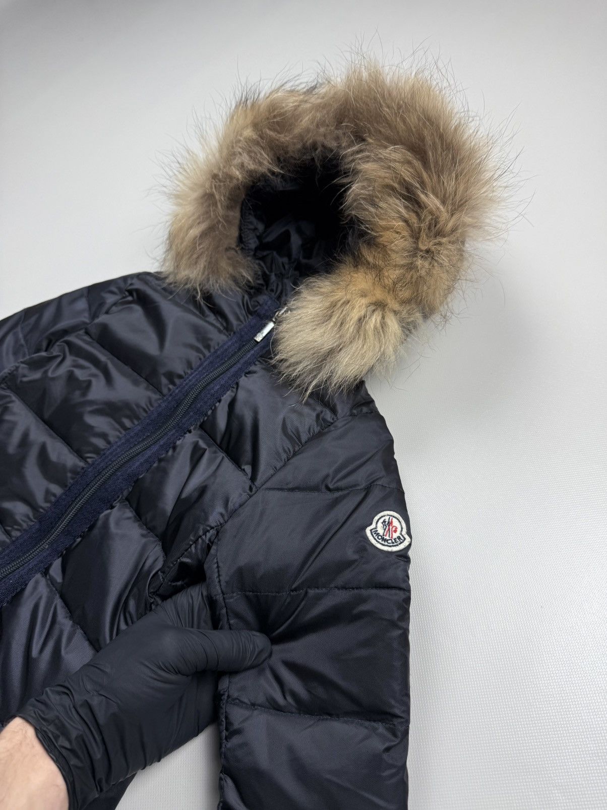 Moncler Moncler Kids Down Puffer Jacket With Fur Collar Size 2/92 Size XXS / US 00 / IT 34 - 2 Thumbnail