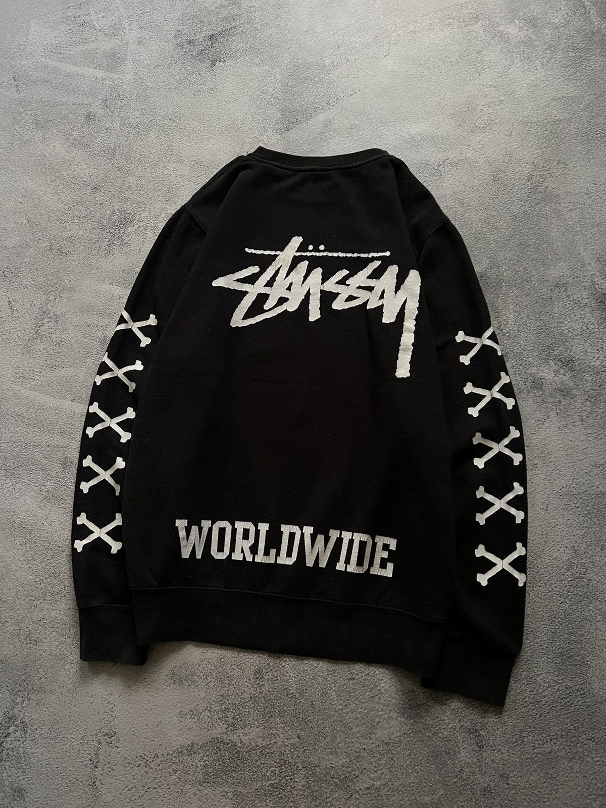 Vintage Y2k Skull ☠️ Stussy Worldwide Rare Sweatshirt 00