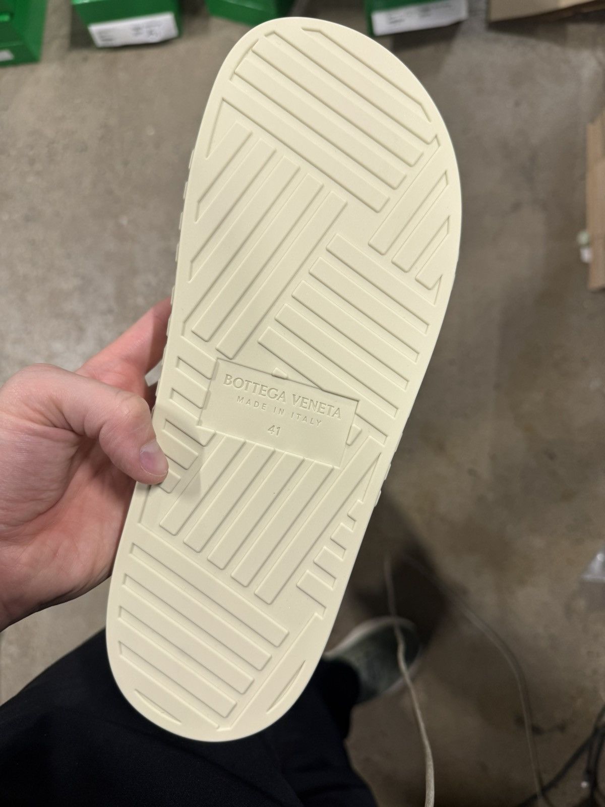 Bottega Veneta Bottega Veneta Embossed Rubber Slides NEW 550$ Size US 8 / EU 41 - 5 Thumbnail