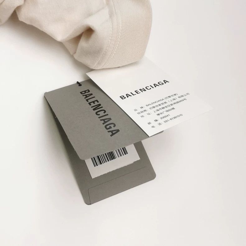 Balenciaga Balenciaga Beige short-sleeved T-shirt Size US M / EU 48-50 / 2 - 4 Thumbnail