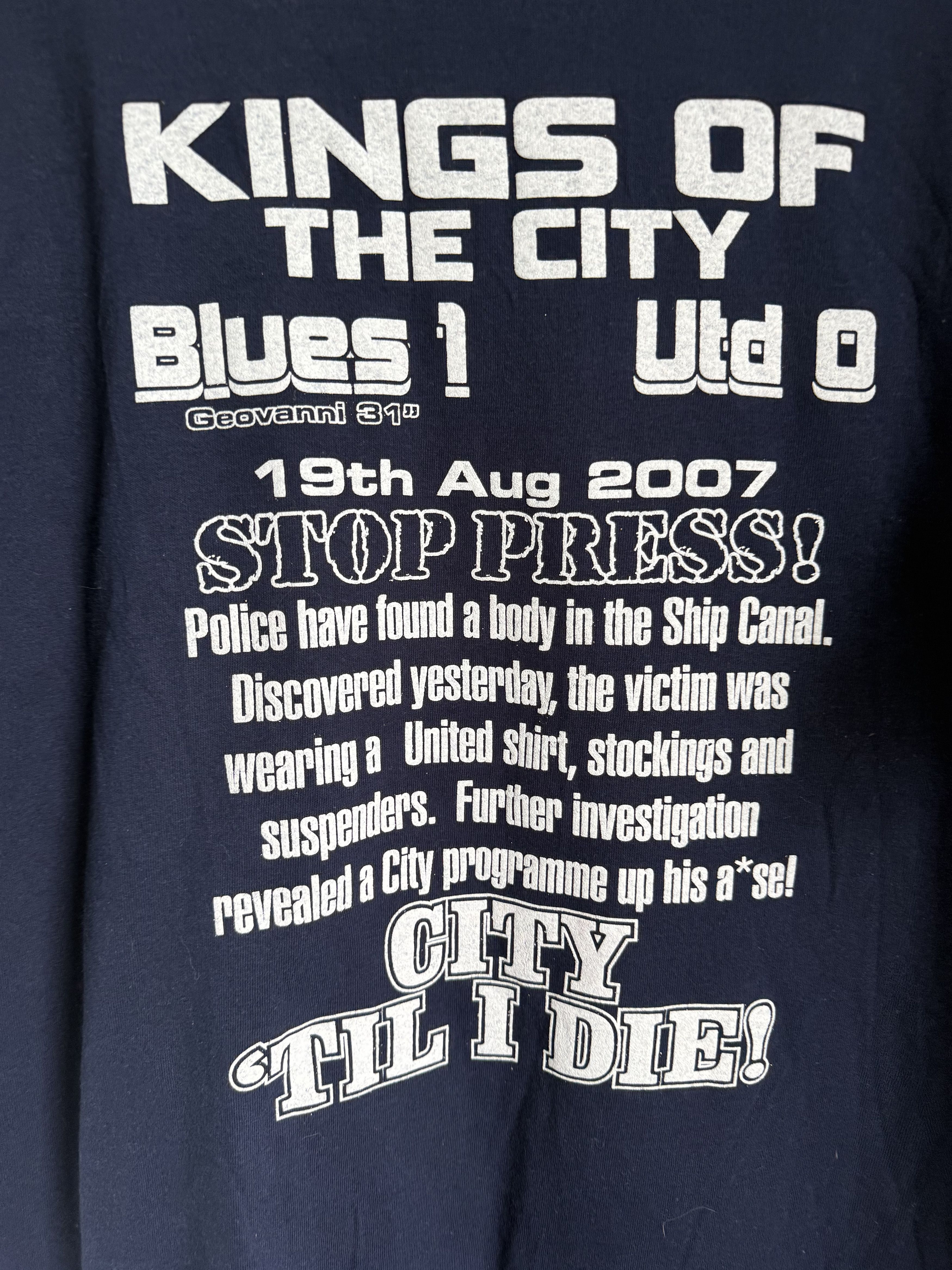 Vintage RARE Vintage 2007 Manchester City vs Manchester United Tee Size US L / EU 52-54 / 3 - 5 Thumbnail