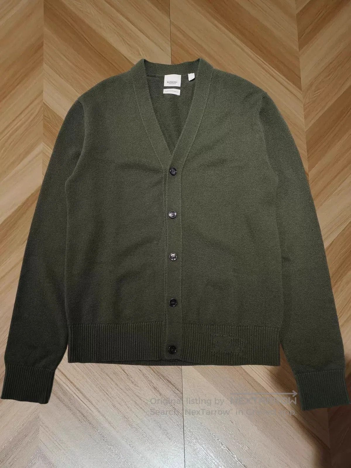 Burberry Green V-Neck Button Cardigan - XS. Size US XS / EU 42 / 0 - 1 Thumbnail