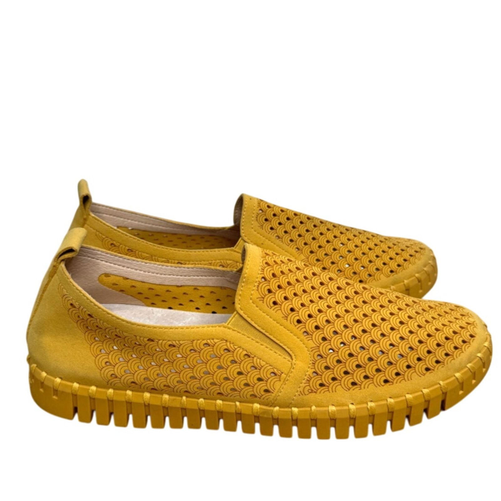 Ilse Jacobsen Ilse Jacobsen Tulip 140 Perforated Slip-On Yellow Sneakers Size US 11.5 / IT 41.5 - 1 Thumbnail