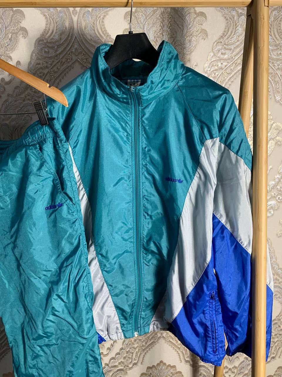 Adidas VINTAGE ADIDAS ORIGINAL EQUIPMENT SUIT SPORTSWEAR RETRO 90s Size US M / EU 48-50 / 2 - 3 Thumbnail