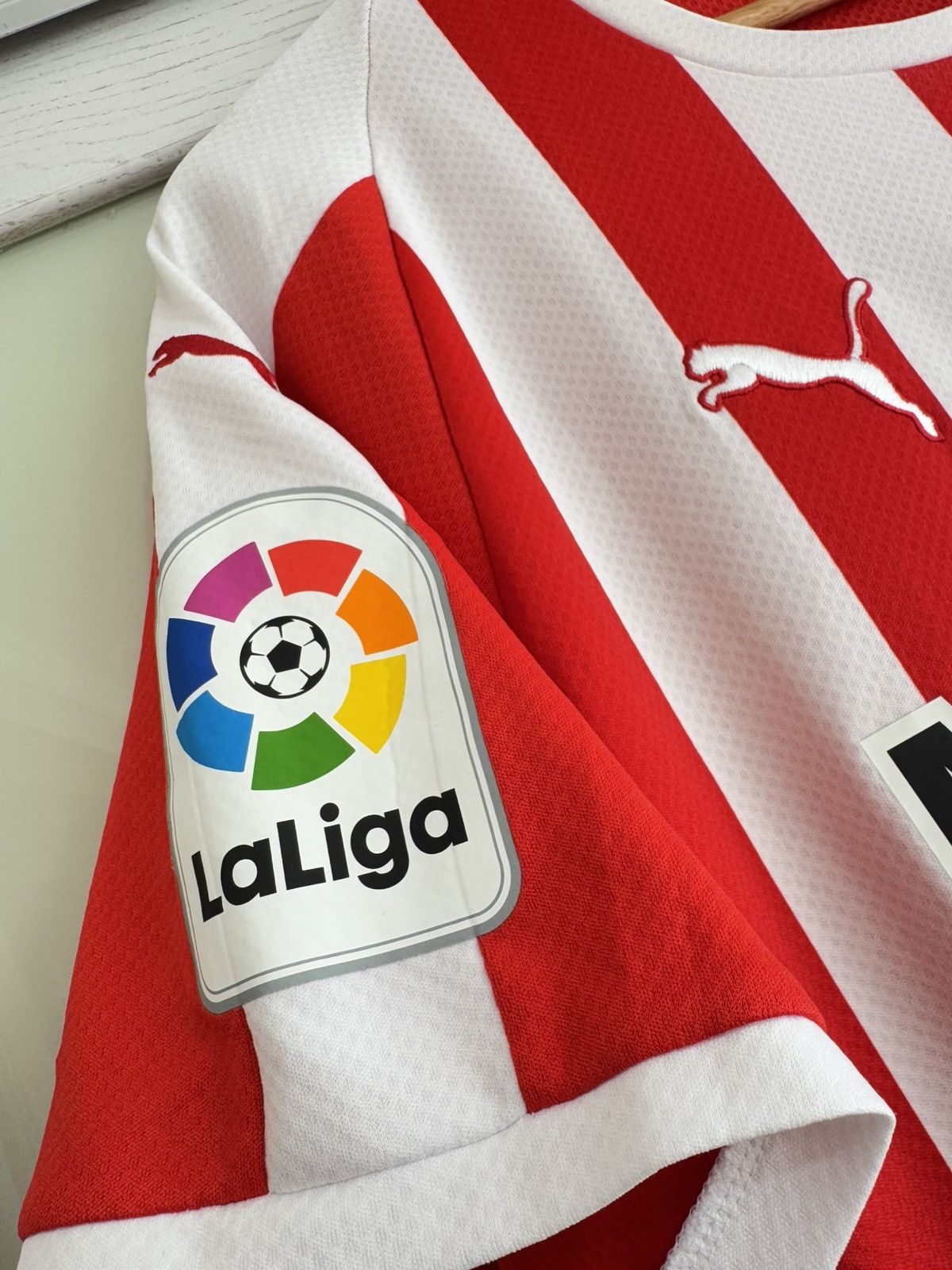 Puma Girona 2019-2020 Home Soccer Jersey Football Kit Shirt Size US XL / EU 56 / 4 - 7 Thumbnail