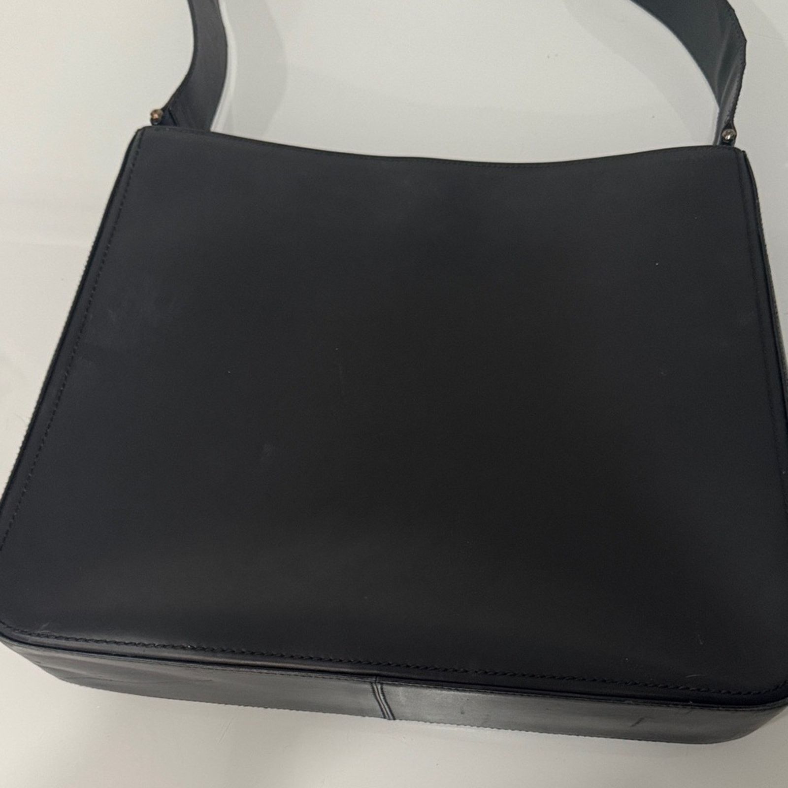 Salvatore Ferragamo Salvatore Ferragamo Black Leather Shoulder Bag Size ONE SIZE - 8 Thumbnail