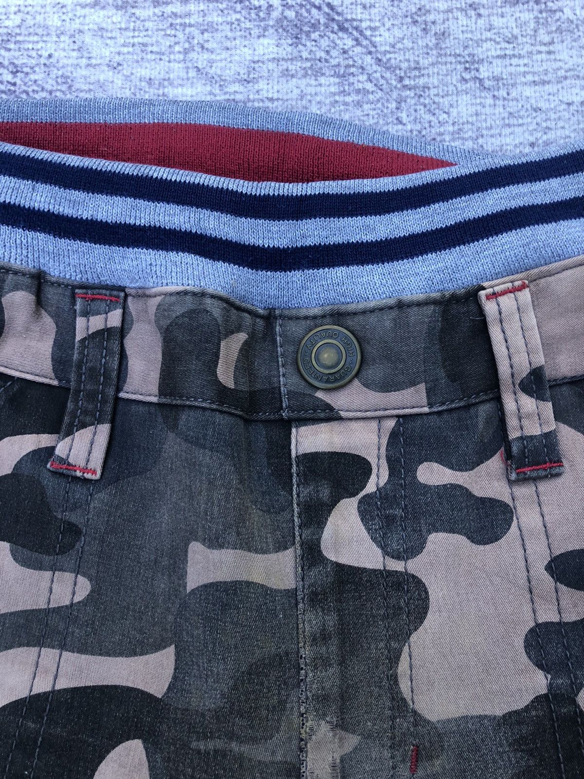Designer × Japanese Brand Stretch Waist Multipocket Cargo Pants Military Pattern Size US 26 / EU 42 - 8 Thumbnail