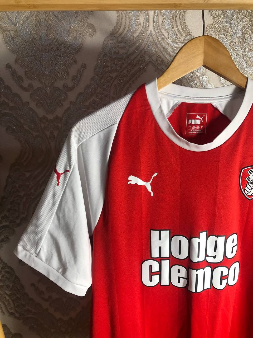 Puma VINTAGE PUMA FC ROTHERHAM UNITED ENGLAND SOCCER JERSEY RETRO Size US L / EU 52-54 / 3 - 3 Thumbnail