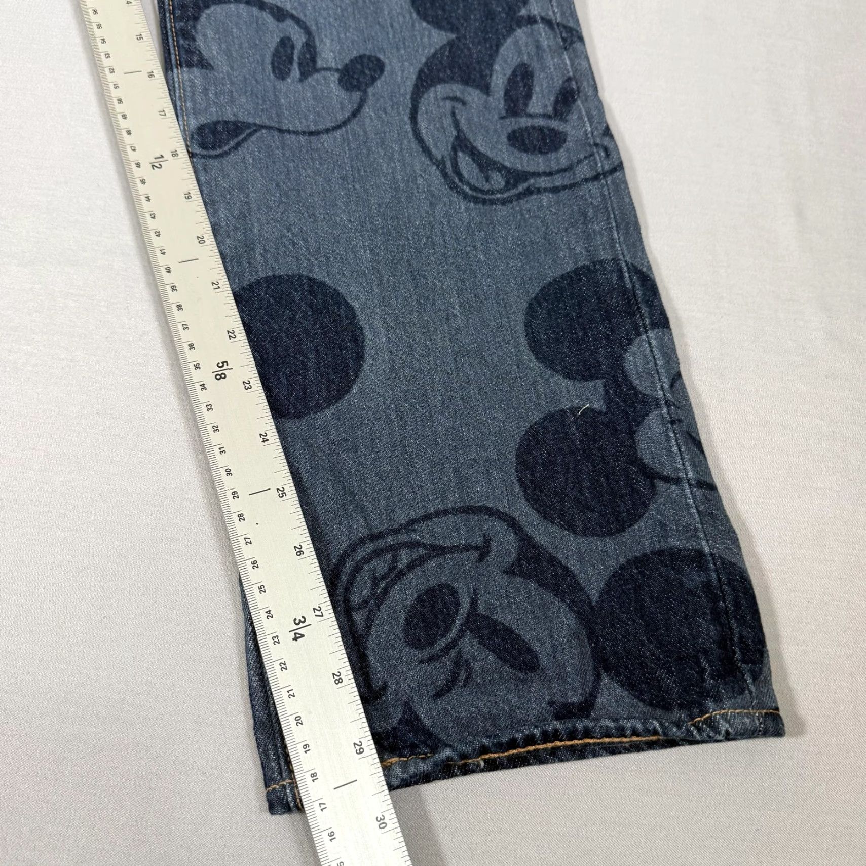 Levi's VINTAGE Levi's 501 Jeans Mascot Mickey Mouse Denim Button Fly Mens 30x30 Blue Disney Comic Cartoon 90s Mens Size US 30 / EU 46 - 5 Thumbnail